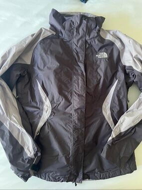 The North Face Women's Hyvent Ski Jacket